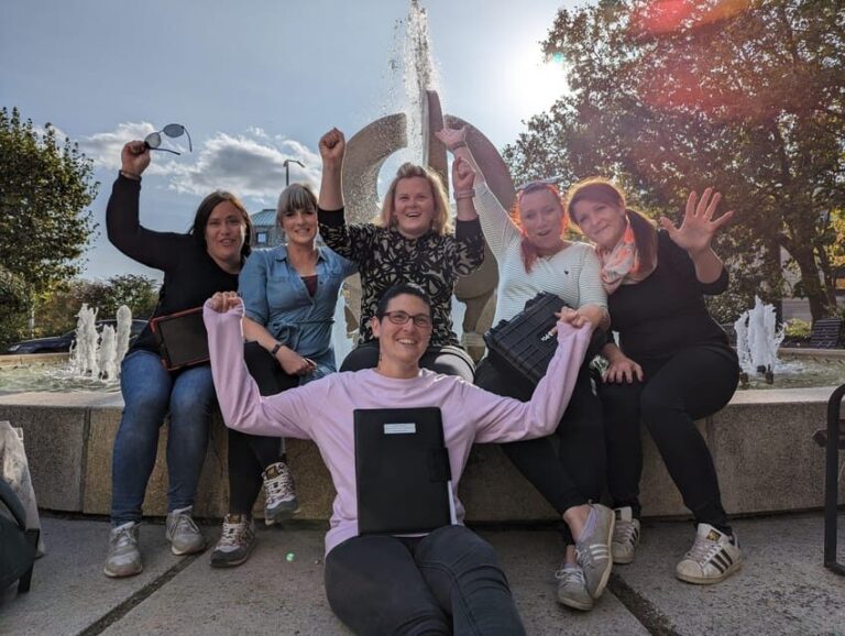 Dresden: Krimi Outdoor Escape Game Mord am Elbufer - Who Should Consider This Experience?