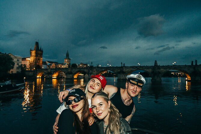 Drunken Monkey Prague Boat Party w/ 2hr Open Bar to Duplex Club - Our Take on the Experience