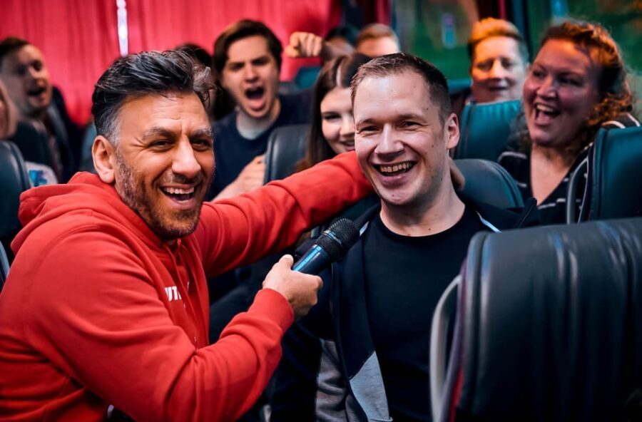 Düsseldorf: 1.5-Hour Comedy Bus Tour - The Itinerary Breakdown