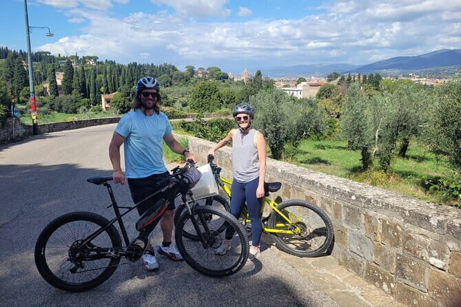 E-bike 2.5 hour Florence & Tuscany With Fresh Olive Oil and Bread - What Are the Highlights?