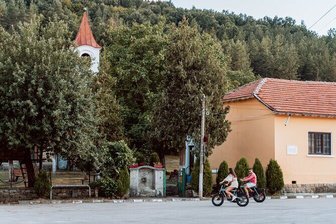 E bike rental - Exploring Veliko Tarnovo on Two Wheels
