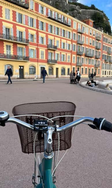 E-bike visit from Nice, Villefranche, St-Jean, Antibes - The Scenic Route: Nice to Villefranche, Saint-Jean, and Antibes