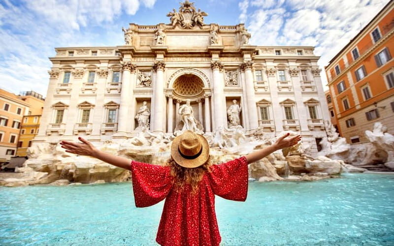 Early morning photoshoot at The Trevi Fountain - The Experience Breakdown: What to Expect