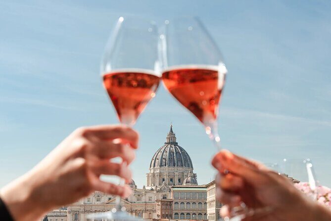 EAT AND DRINK LIKE A LOCAL - Wine Tasting in Trastevere w/ Gelato - Deep Dive into the Experience