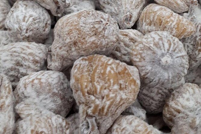 Eat & Tell Porto's Tale: The historical tour that goes through your stomach! - Discovering Porto’s Flavors and Sights