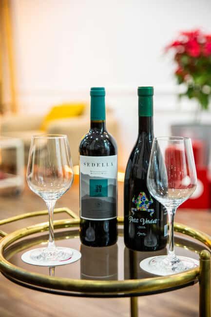 Echegaray 5, Málaga center: Wine & Relax Experience: Massage + Wine tasting - Possible Downsides