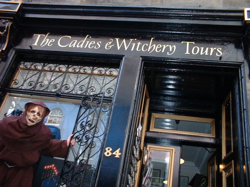Edinburgh Ghosts & Gore Walking Tour - What to Expect During the Tour