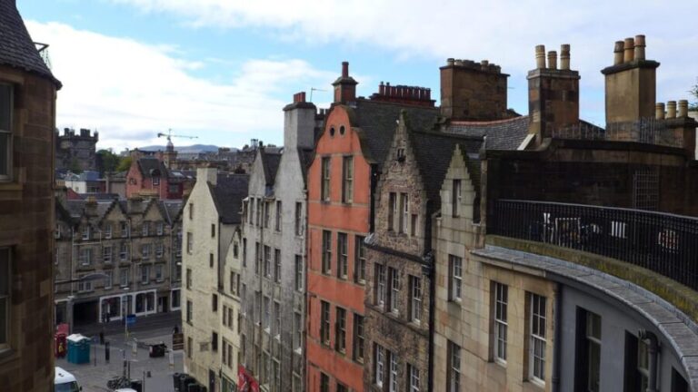 Edinburgh: History Lovers Old Town Walking Tour - What The Tour Includes and What to Expect