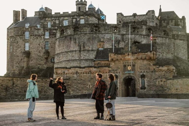 Edinburgh: Multi-Sensory Old Town Historical Walking Tour - The Experience: How It Comes Together