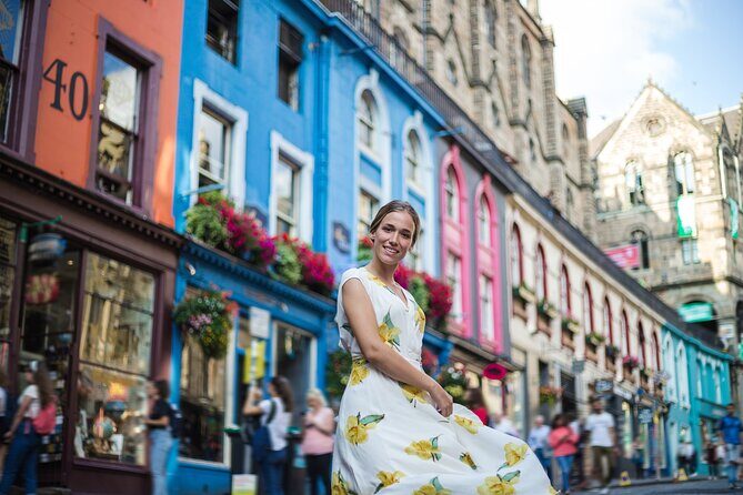 Edinburgh Old Town: Professional Photoshoot & Edited Photos - Who Should Consider This Tour?