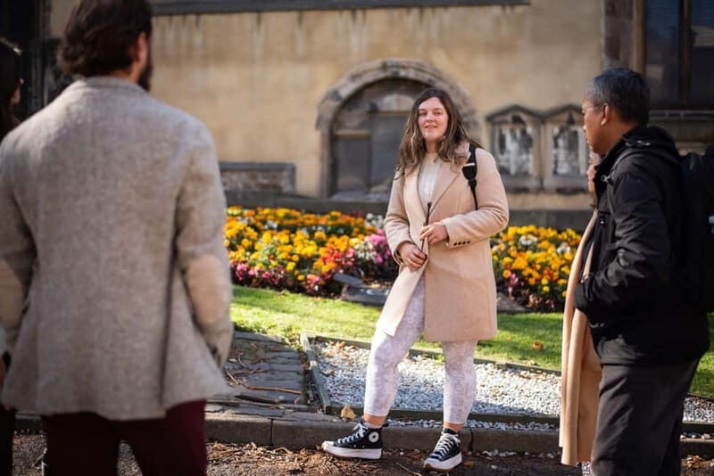 Edinburgh: Old Town Walking Tour with Holyrood Entry - Starting Point and Introduction