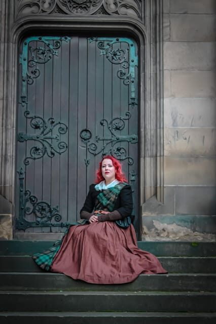 Edinburgh: Royal Mile Old Town Walking Tour - The Downsides and Considerations