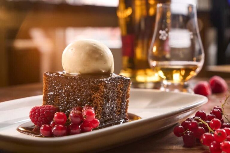 Edinburgh: Scotch Whisky Tasting & 3 Course Dinner - Who Should Consider This Experience?