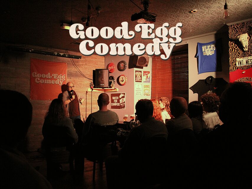 Edinburgh: Scottish Comedy Night at an Old Town Cocktail Bar - The Experience of Watching Live Comedy