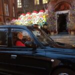 Edinburgh's Christmas Lights and festive Black Taxi Tour - What’s Included and What’s Not