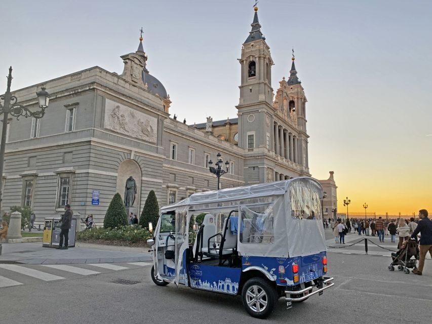 Effortless Madrid Historic Sights Tour by Electric Tuk-Tuk - How the Tour Works