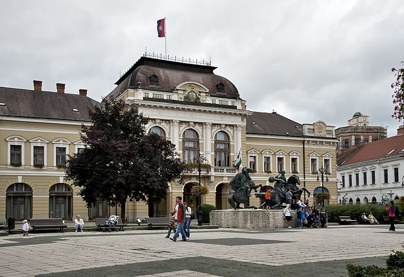 Eger, home to Bull's Bood, a private tour with winetaste - Key Points