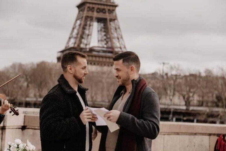 Eiffel Tower Proposal lgbtqia+ / 1h Photographer - The Breakdown: What Is the Experience Really Like?