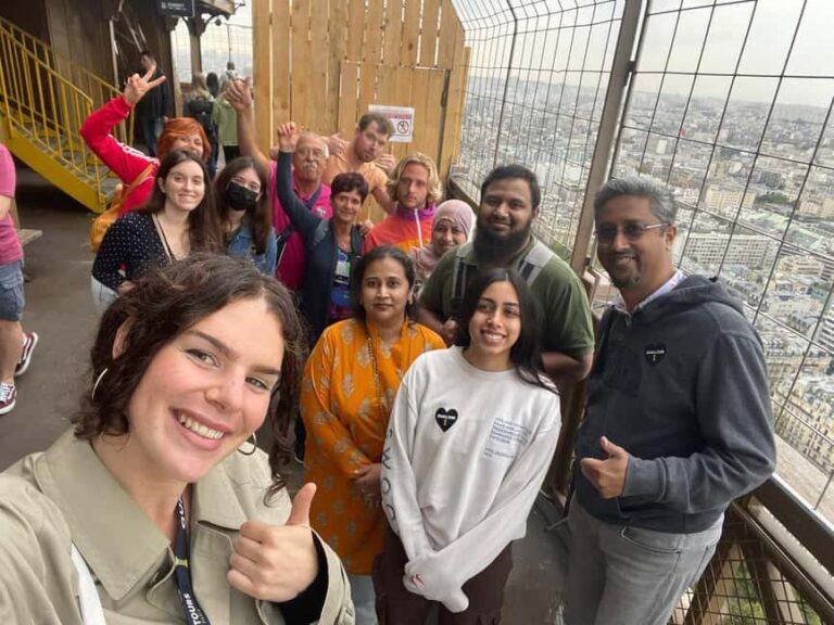 Eiffel Tower Reserved Access Summit or 2nd Floor - Who Should Consider This Tour?