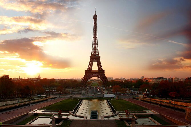 Eiffel Tower Tour with Optional Summit and Seine River Cruise - The Itinerary in Detail