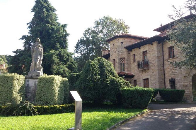 El Castillo Caves and Paleotithic Art- small groups - Who Should Consider This Tour?