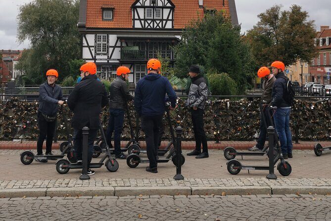 Electric Scooter Tour: Old Town Tour - 2-Hours of Magic! - How the Tour Unfolds