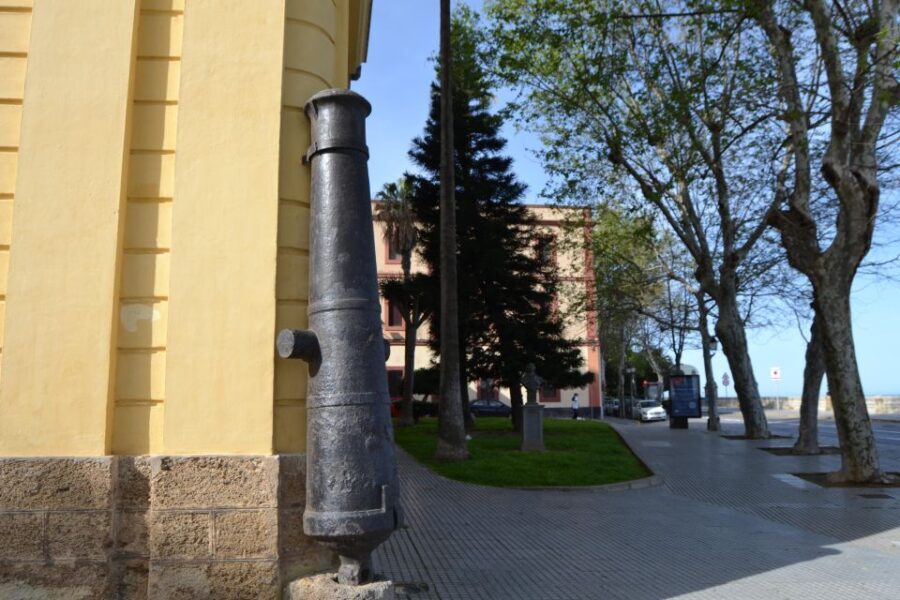 English Cádiz Tour: Walking Tour with Local Guide - Frequently Asked Questions
