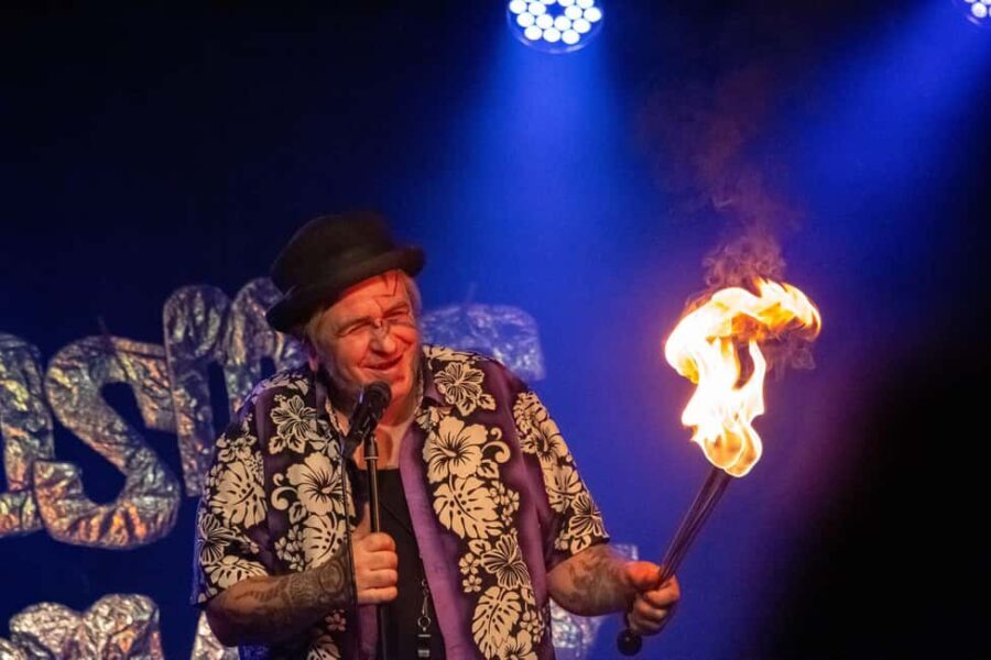 English Stand-Up Comedy Show with Free Pizza and Free Shots - The Venue: A Historic Space with a Modern Twist