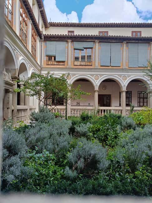 English: Toledo Marzipan Convent Route with tasting and wine - Practical Details and Tips