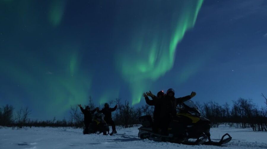Enjoy the Aurora Show on top of the mountain inc tipi dinner - Why This Tour Stands Out