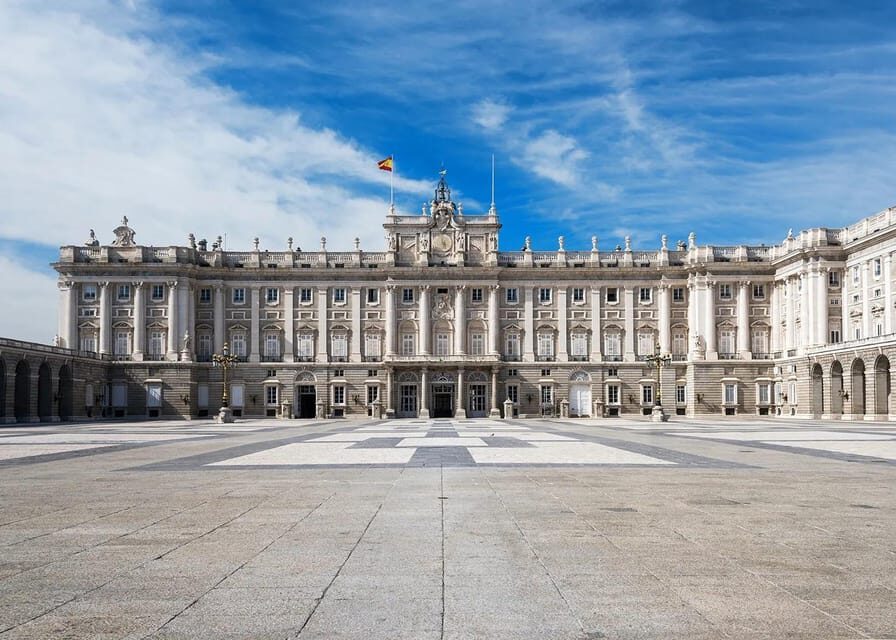 Enter the Royal Palace of Madrid - The Experience in Practice
