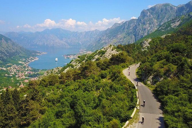 Epic 25 Turns Downhill Bike Descent w/ Panoramic Cable Car Ascent - The Itinerary in Detail