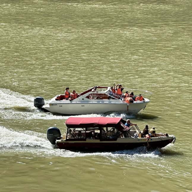 Eselnita: Boat Cruise on the Danube River - The Experience in Practice