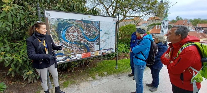 eský Krumlov: Private Guided Walking Tour - What’s Included and What’s Not?