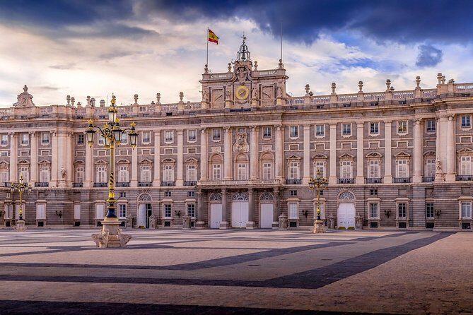Essential Madrid: Walking Tour - What You Can Expect in Terms of Experience