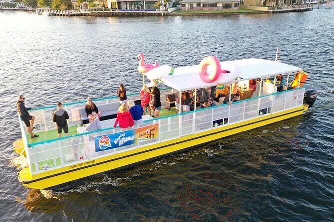Evening Boat Cruise through Downtown Ft. Lauderdale - The Experience: Atmosphere and Group Size