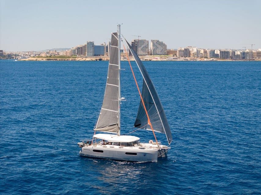 Evening Catamaran Charter - What is the Evening Catamaran Charter?
