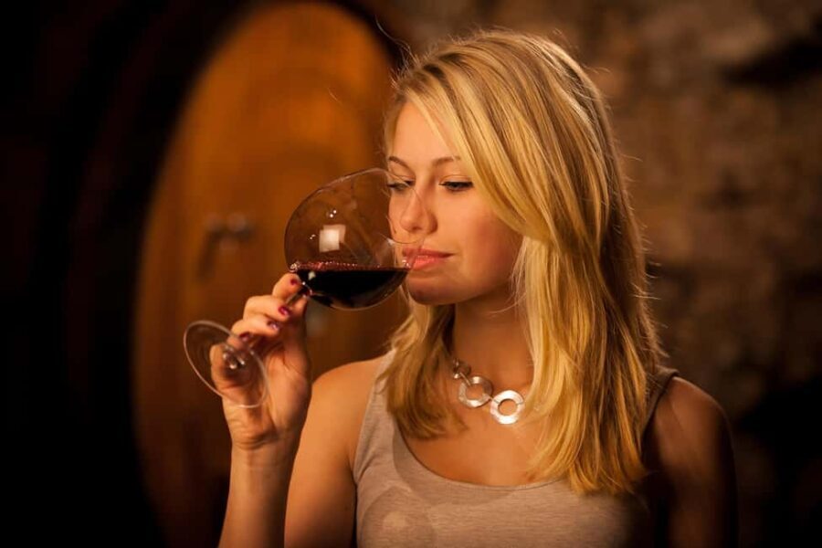 Event: Romantic Valentine's Dinner in San Gimignano Winery - Who Is This Experience Best For?
