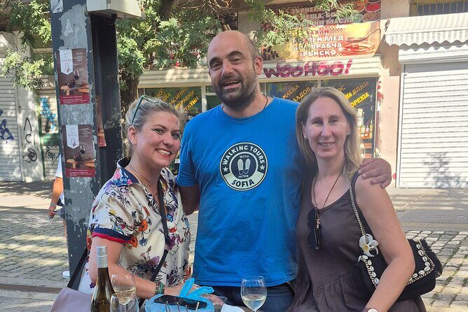 Exclusive Afternoon Wine & Appetizers with Local - Who Should Consider This Tour?