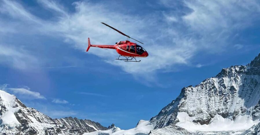 Exclusive helicopter-tour for 4 people to the Swiss Alps - The Itinerary Breakdown