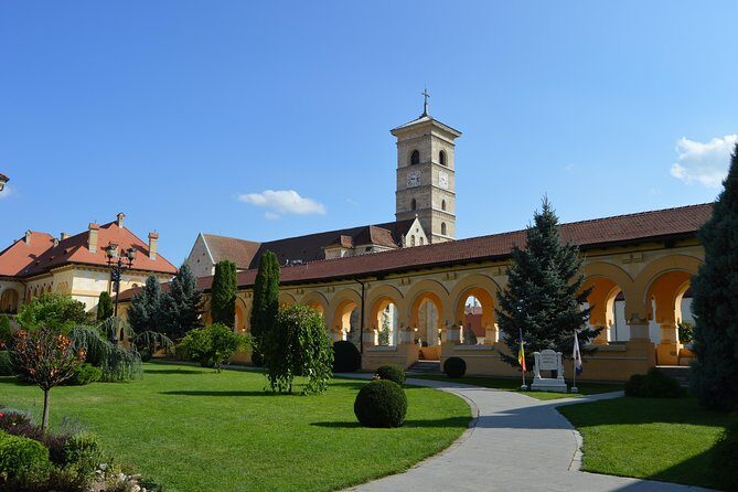 Exclusive Tour: Corvin Castle, Alba Iulia and traditional villages from Sibiu - What Makes Corvin Castle and Alba Iulia Special?