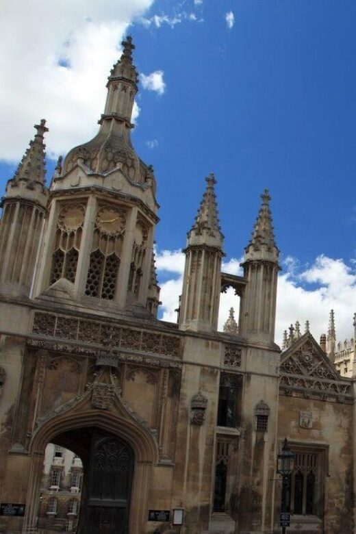 Explore Cambridge with Family  Private Walking Tour - The Value of a Private Guided Walk