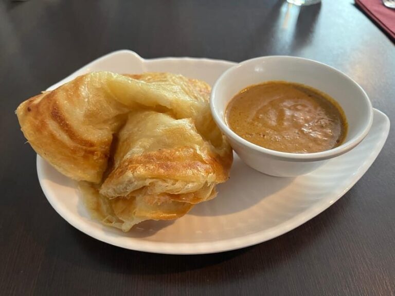 Explore Edinburgh's Asian Quarter & Local Scottish Cuisine - An In-Depth Look at the Tour