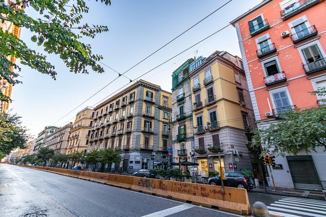 Explore Naples in 60 minutes with a Local - The Value of a Guided 60-Minute Tour