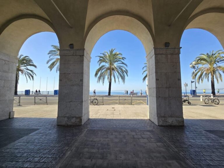 Explore, Play, Discover, ... Unlock the Secrets of Nice ! - The Experience: What to Expect from the Tour