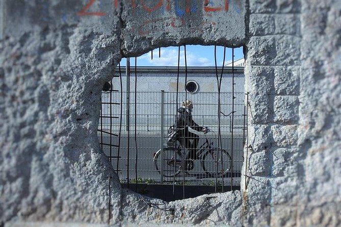 Explore The Berlin Wall: Cold War Berlin and Behind the Berlin Wall - Why This Tour Works for Travelers