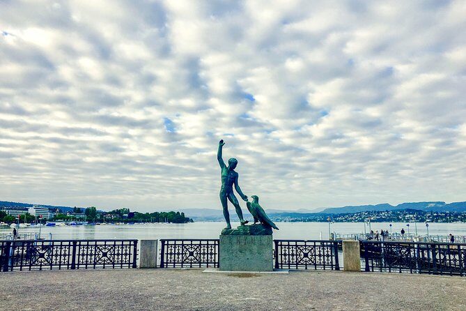 Explore the Instaworthy Spots of Montreux with a Local - The Itinerary Breakdown