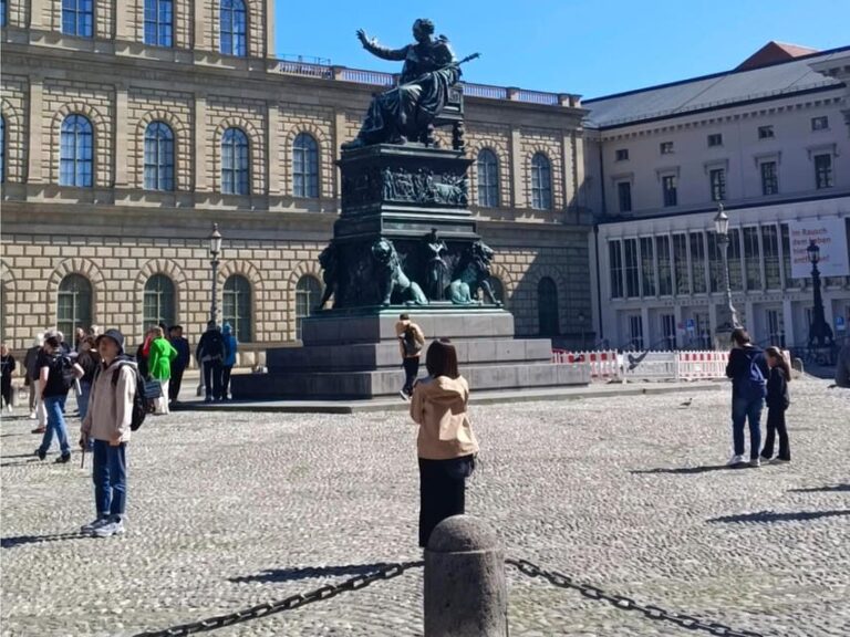 Exploring Munich by Pedicab: Premium Two Hour Tour - The Value of the Experience