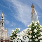 Faith and Heritage: Fátima, Batalha, Nazaré, Óbidos from Lisbon - Transportation, Timing, and Group Dynamics