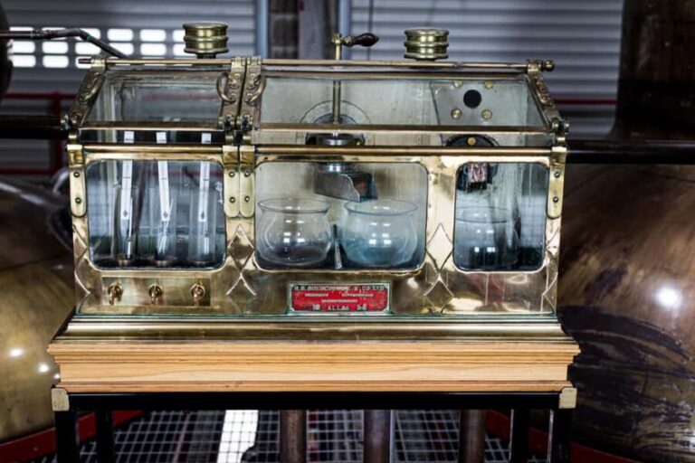 Falkirk: Distillery Tour with Whisky Tasting - What Makes the Tour Special?